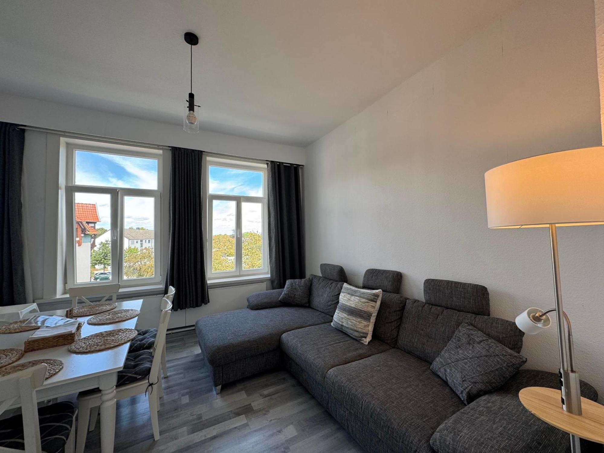 Moderne 4 Zimmer Apartment Mit Bergblick Stadtzentrum Contactless Check-In Gehrden  Exterior foto