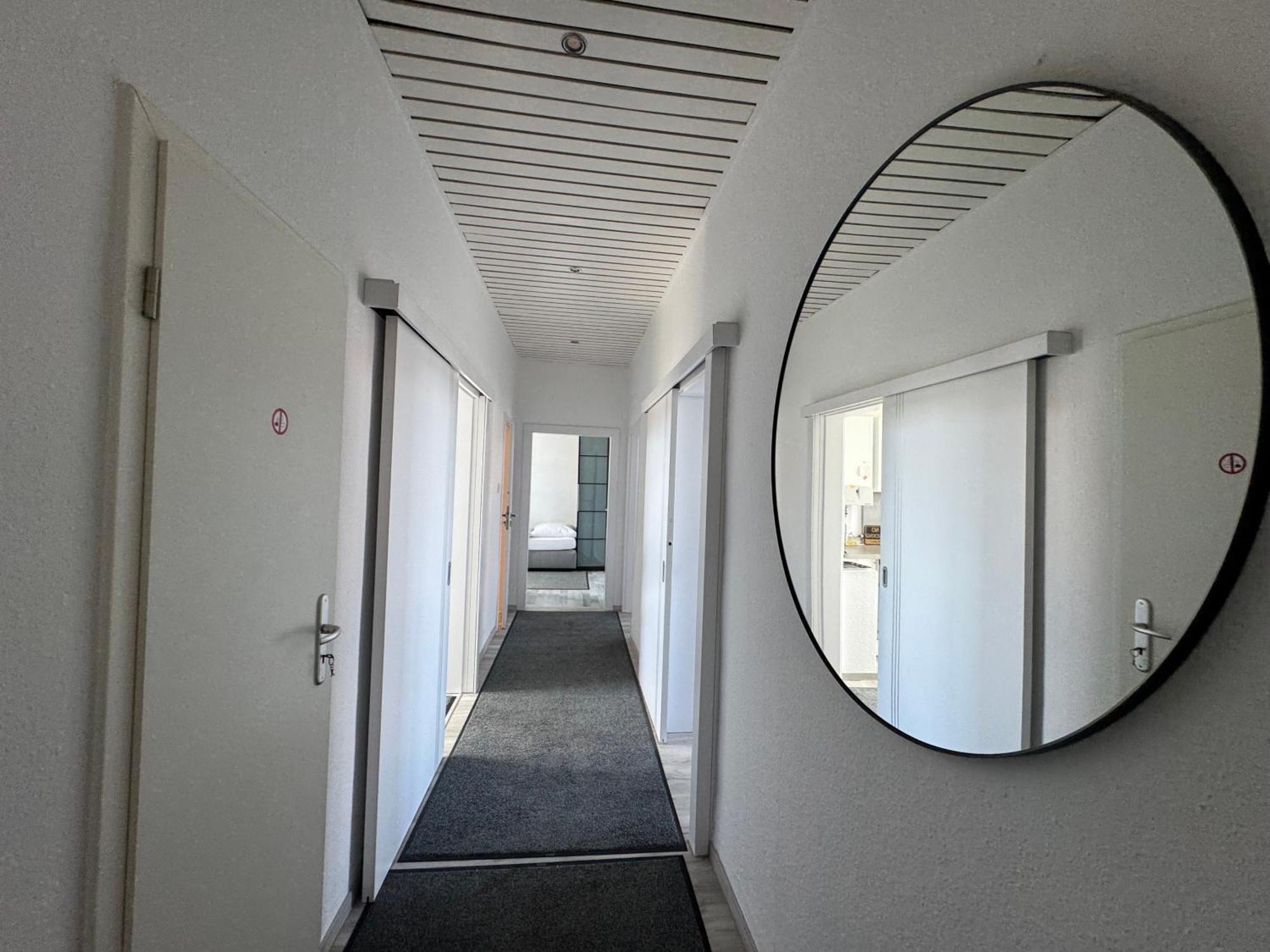 Moderne 4 Zimmer Apartment Mit Bergblick Stadtzentrum Contactless Check-In Gehrden  Exterior foto