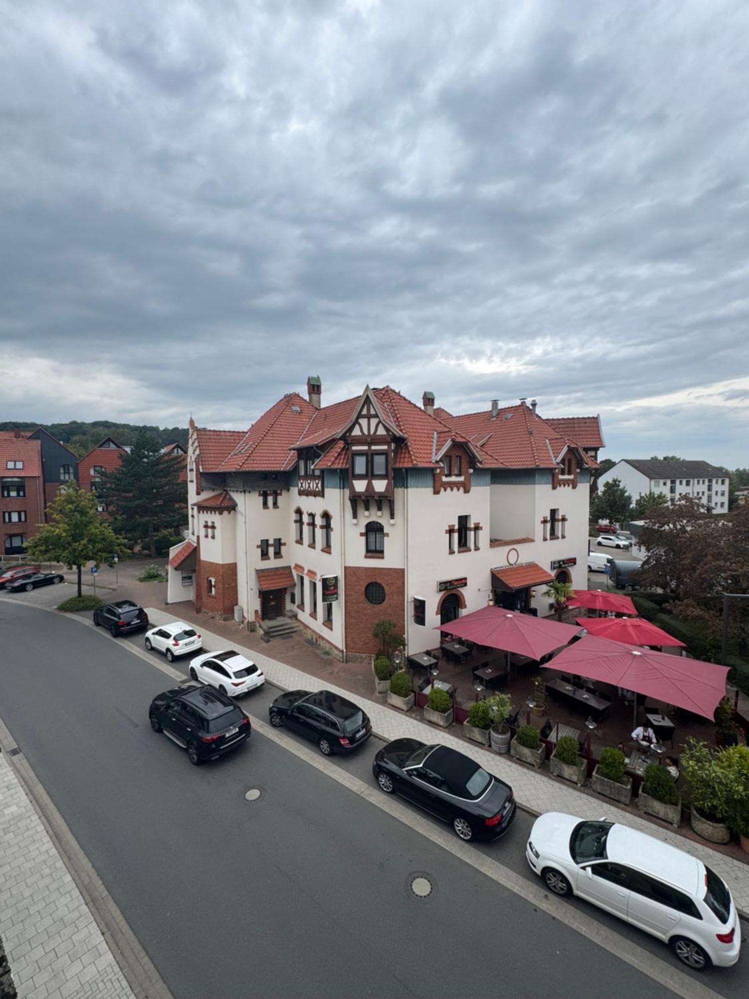 Moderne 4 Zimmer Apartment Mit Bergblick Stadtzentrum Contactless Check-In Gehrden  Exterior foto